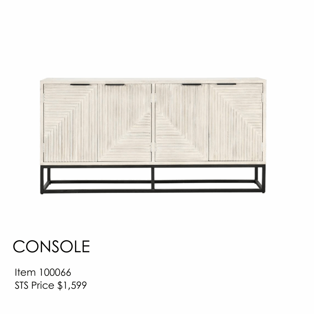 Console 1,599